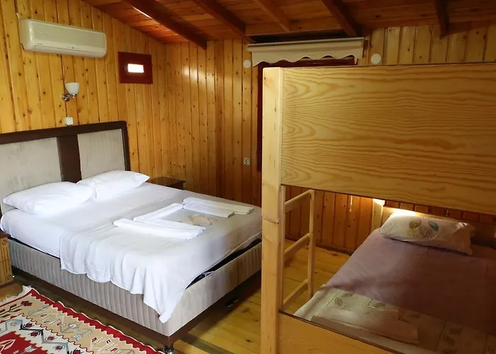 Kaz Daglari Albatross Dag Evleri * Gure